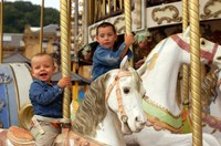 Trakatran-trakatran zaldi gainean